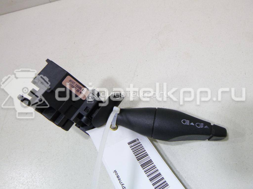 Фото Переключатель поворотов подрулевой  1379849 для Ford Fiesta {forloop.counter}}