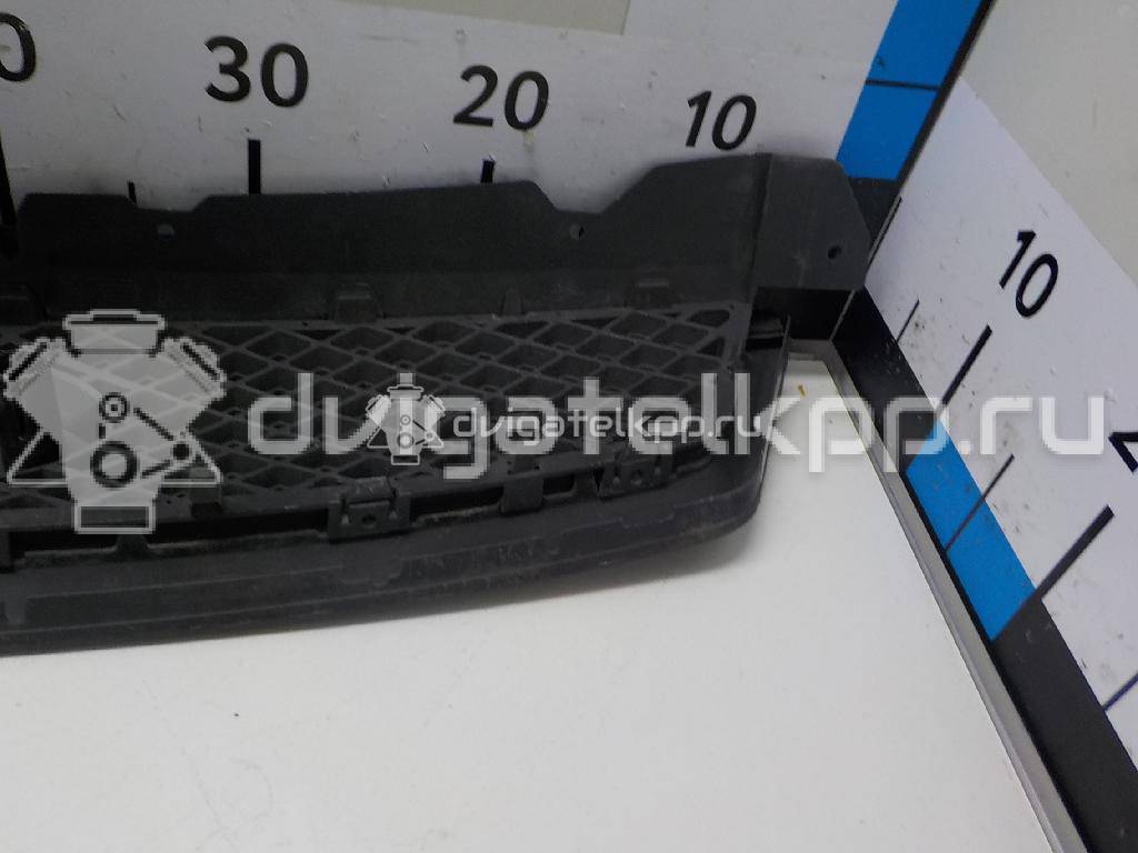 Фото Решетка радиатора  1508154 для Ford Focus {forloop.counter}}