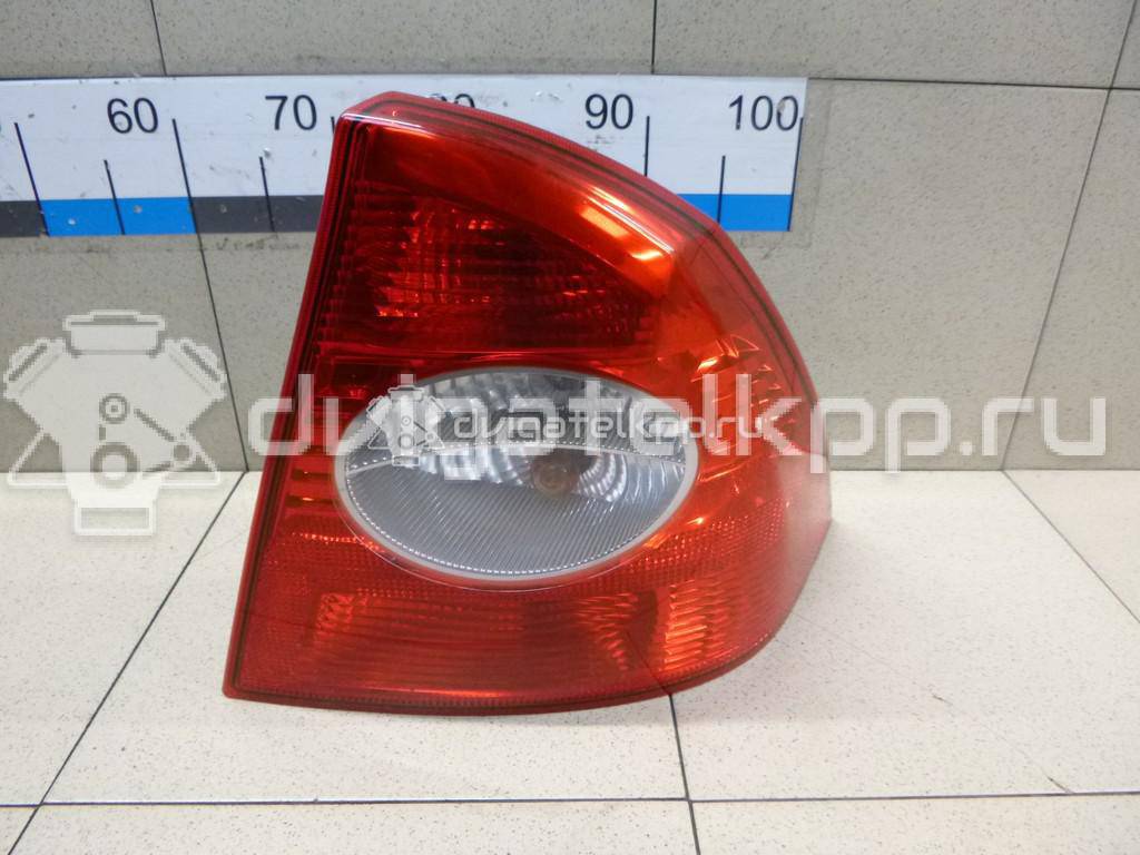 Фото Фонарь задний правый  1333832 для Ford Focus {forloop.counter}}