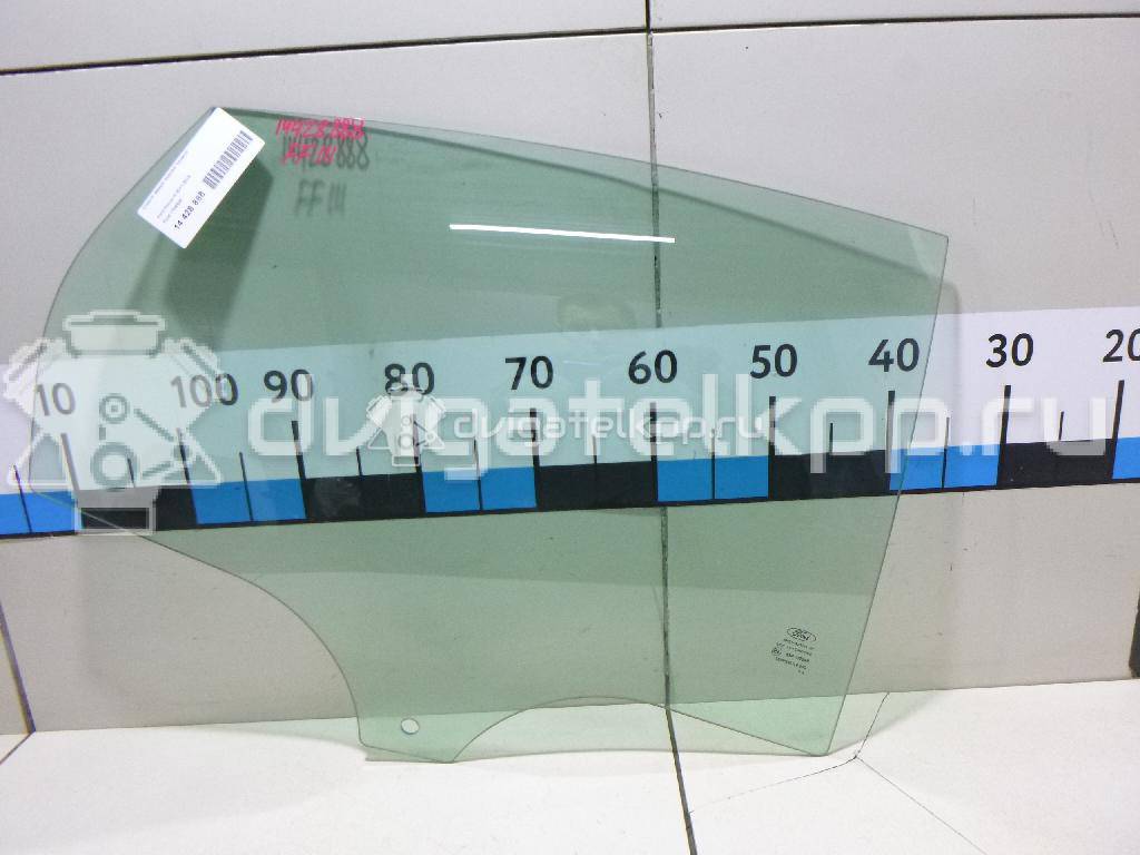 Фото Стекло двери задней правой  1706320 для Ford Focus {forloop.counter}}