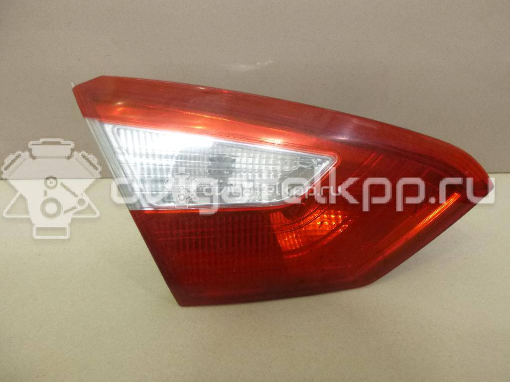 Фото Фонарь задний внутренний левый  1769302 для Ford Focus {forloop.counter}}