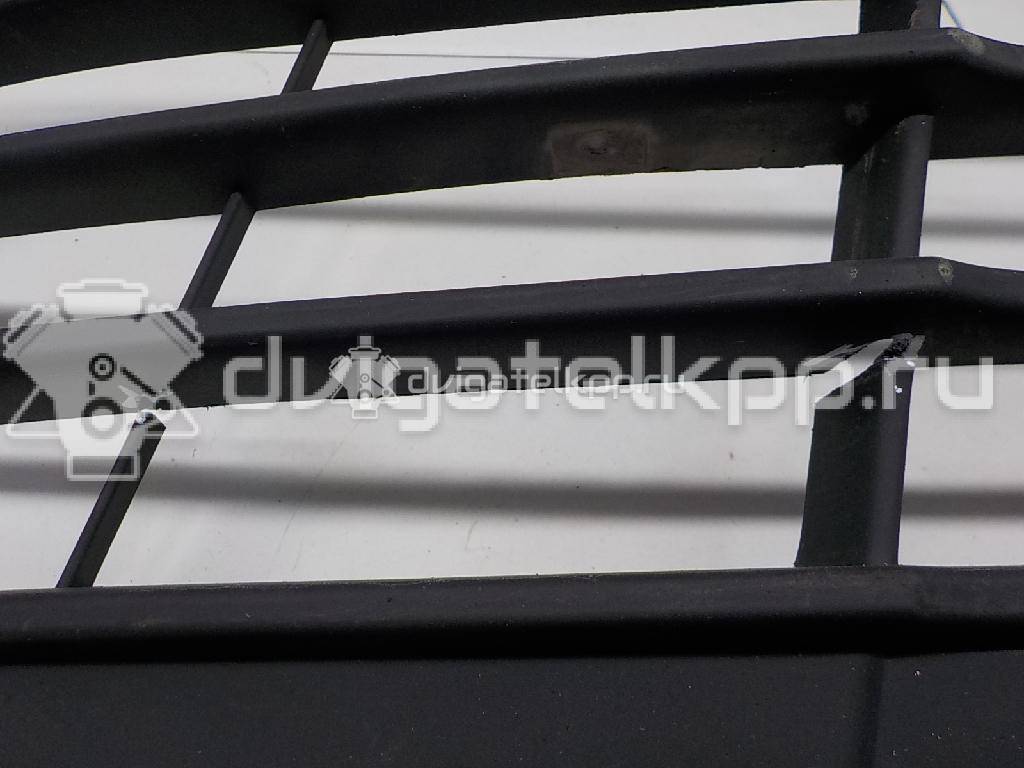 Фото Решетка в бампер центральная  1724261 для Ford Mondeo {forloop.counter}}
