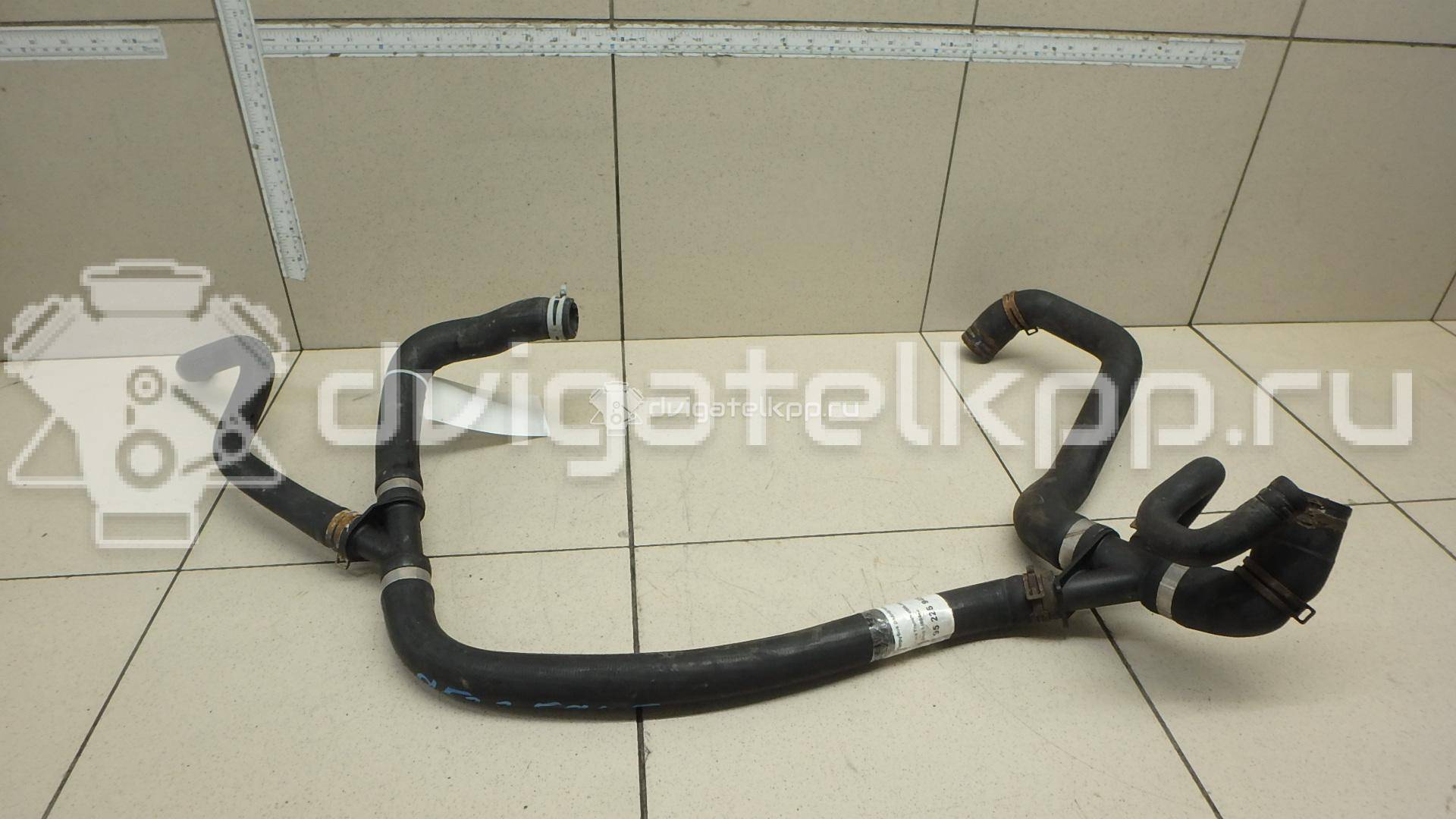 Фото Патрубок радиатора  1469442 для Ford Transit {forloop.counter}}