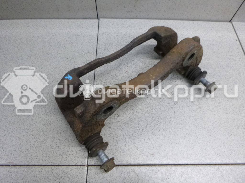 Фото Скоба суппорта переднего правого  1433945 для Ford Transit {forloop.counter}}