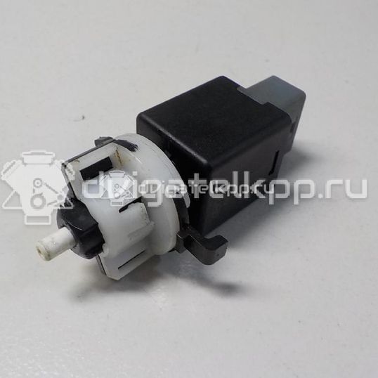 Фото Датчик включения стопсигнала  938103S700 для hyundai Creta