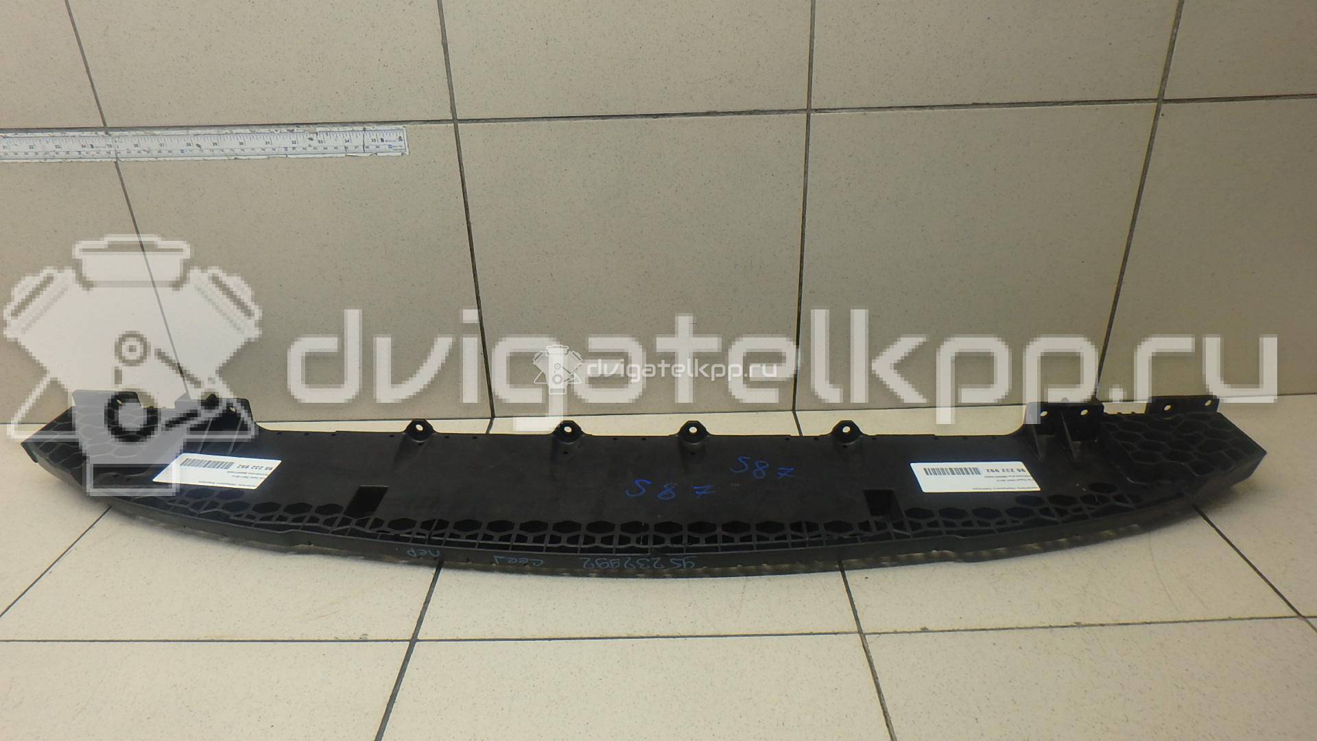 Фото Усилитель переднего бампера  865601H500 для Kia Ceed {forloop.counter}}