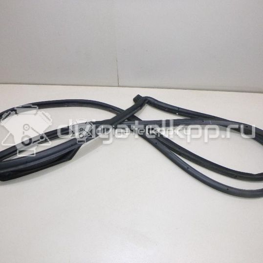 Фото Уплотнитель двери  821301Y000 для kia Picanto