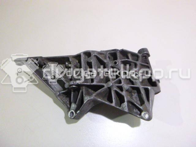 Фото Кронштейн генератора  YLU500390 для land rover Discovery III {forloop.counter}}