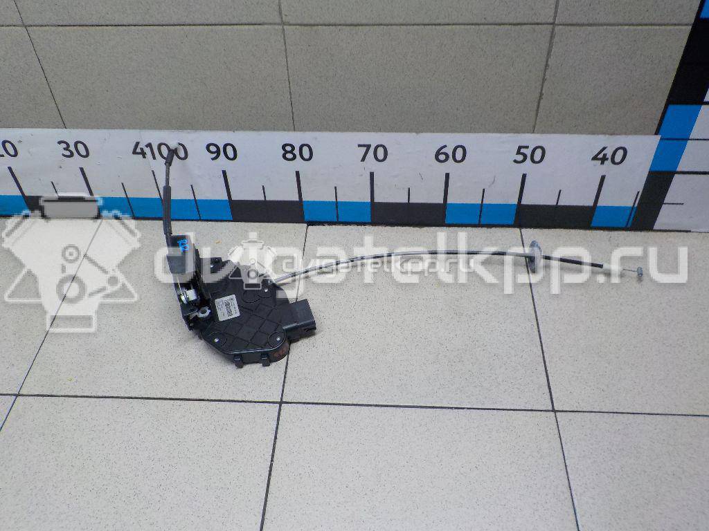 Фото Замок двери задней правой  LR011302 для Land Rover Freelander / Range Rover / Discovery {forloop.counter}}
