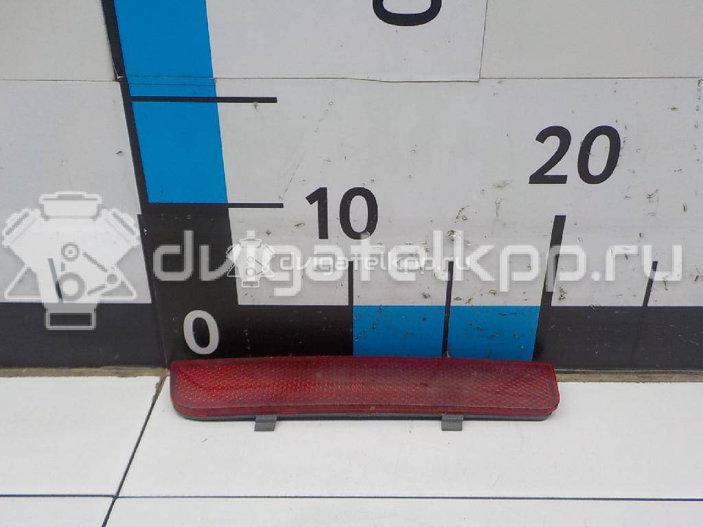 Фото Отражатель в бампер задний левый  LR006349 для Land Rover Freelander / Range Rover {forloop.counter}}