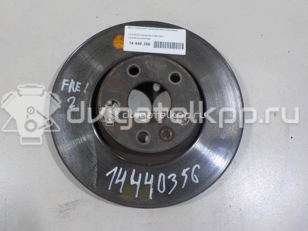 Фото Диск тормозной передний вентилируемый  LR007055 для Land Rover Freelander / Range Rover / Discovery {forloop.counter}}