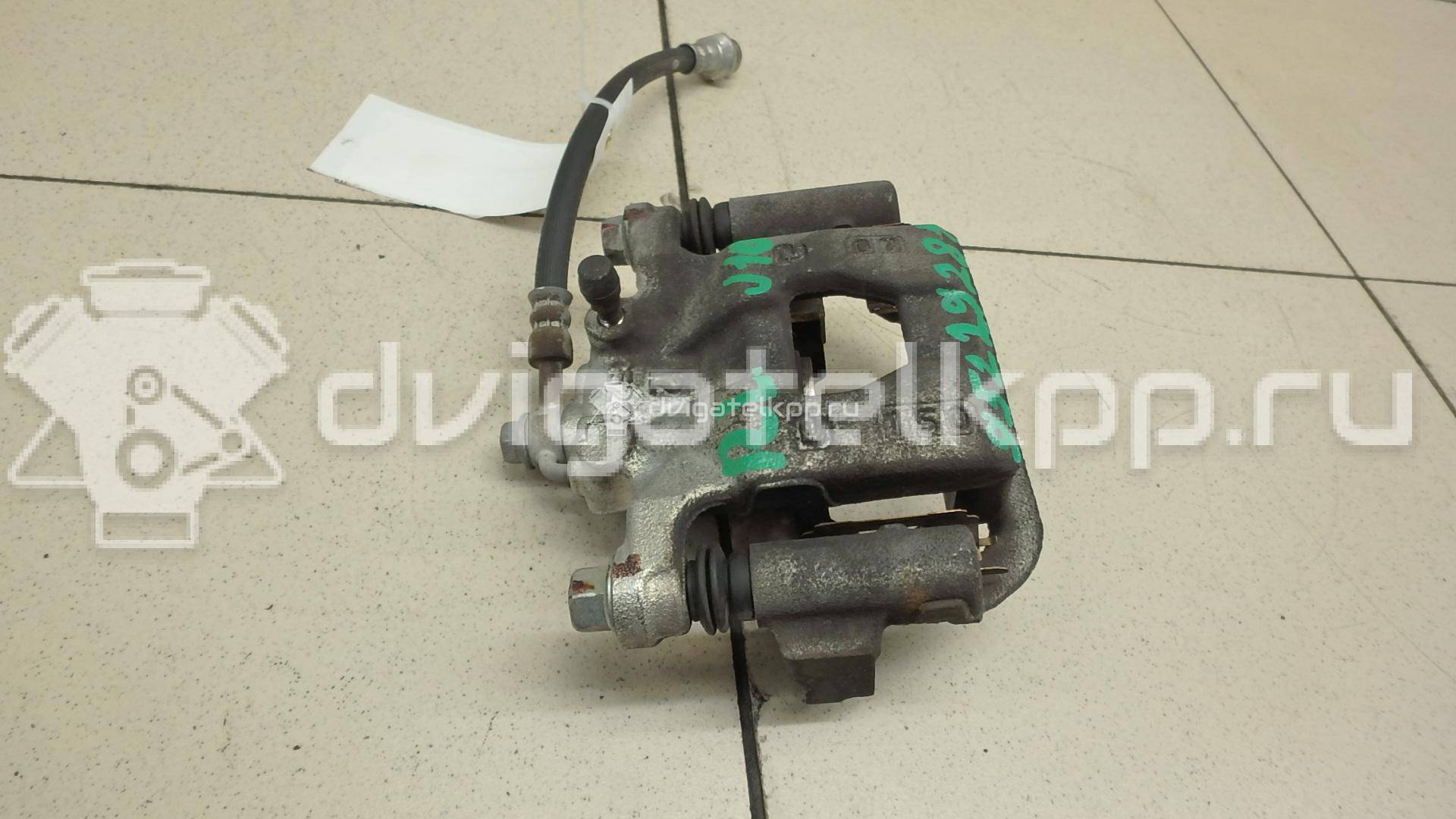 Фото Суппорт тормозной задний левый  440111KD0A для Nissan Tiida / Qashqai / Cube Z12 / Juke F15 / Pulsar C13 {forloop.counter}}
