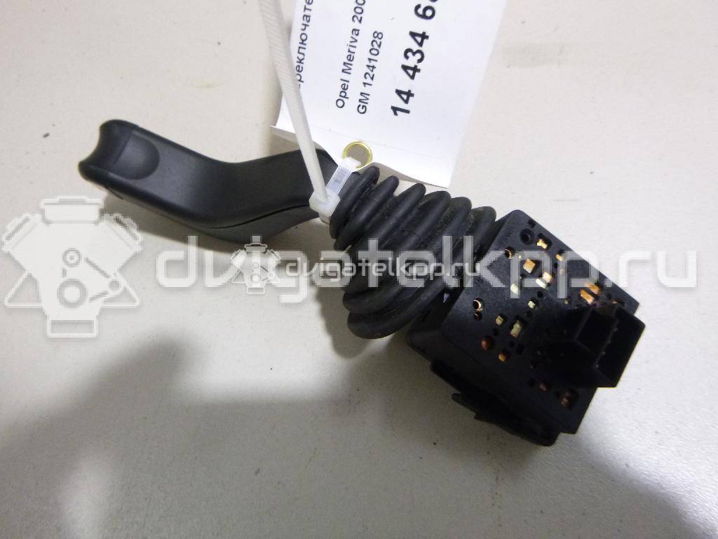 Фото Переключатель стеклоочистителей  1241028 для Opel Corsa / Combo / Meriva {forloop.counter}}