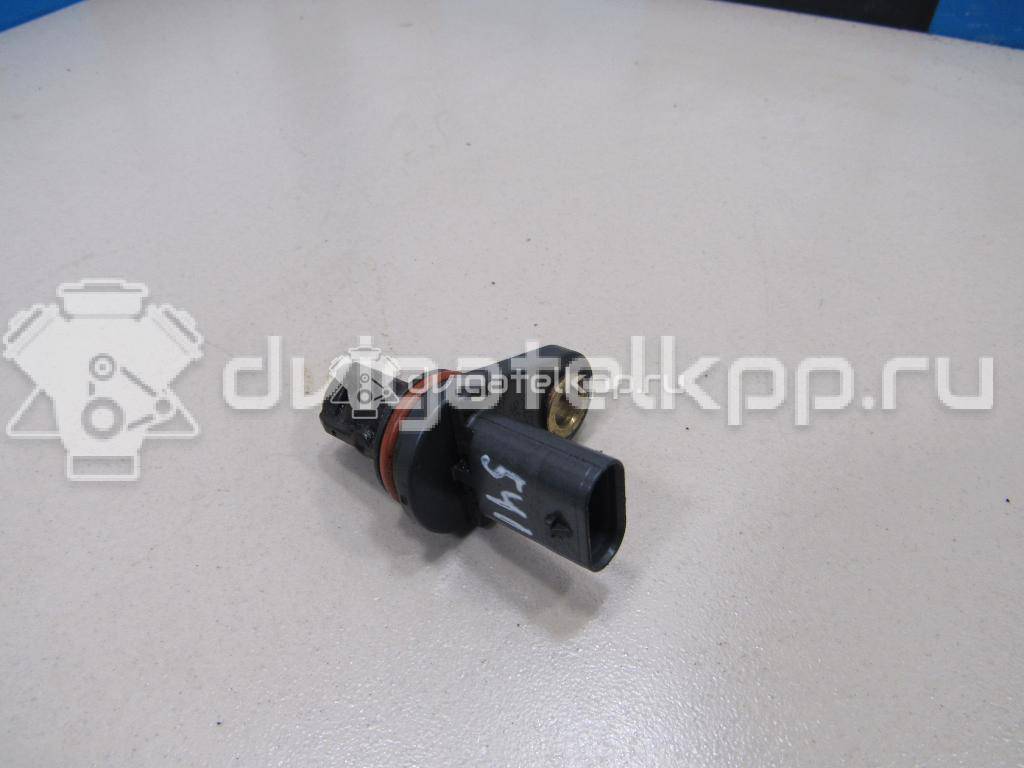 Фото Датчик положения распредвала  55565709 для Opel Astra / Mokka X / Corsa / Vectra / Signum {forloop.counter}}