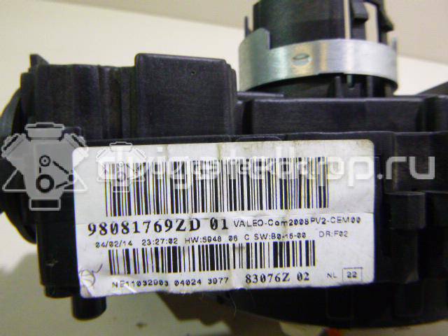 Фото Переключатель подрулевой в сборе  98081769ZD для Peugeot 308 / 2008 / 208 {forloop.counter}}