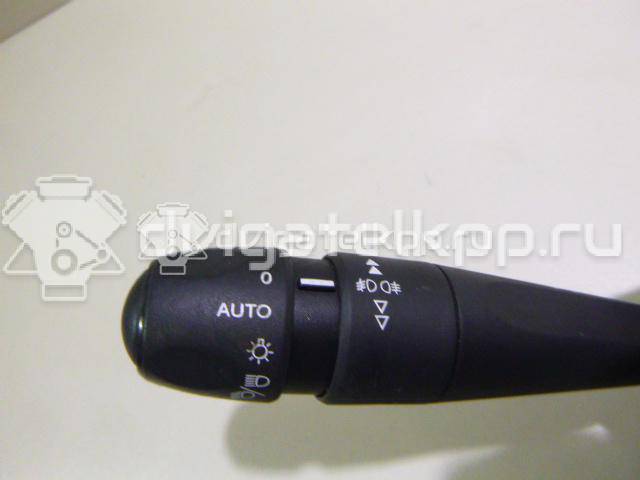 Фото Переключатель подрулевой в сборе  98081769ZD для Peugeot 308 / 2008 / 208 {forloop.counter}}