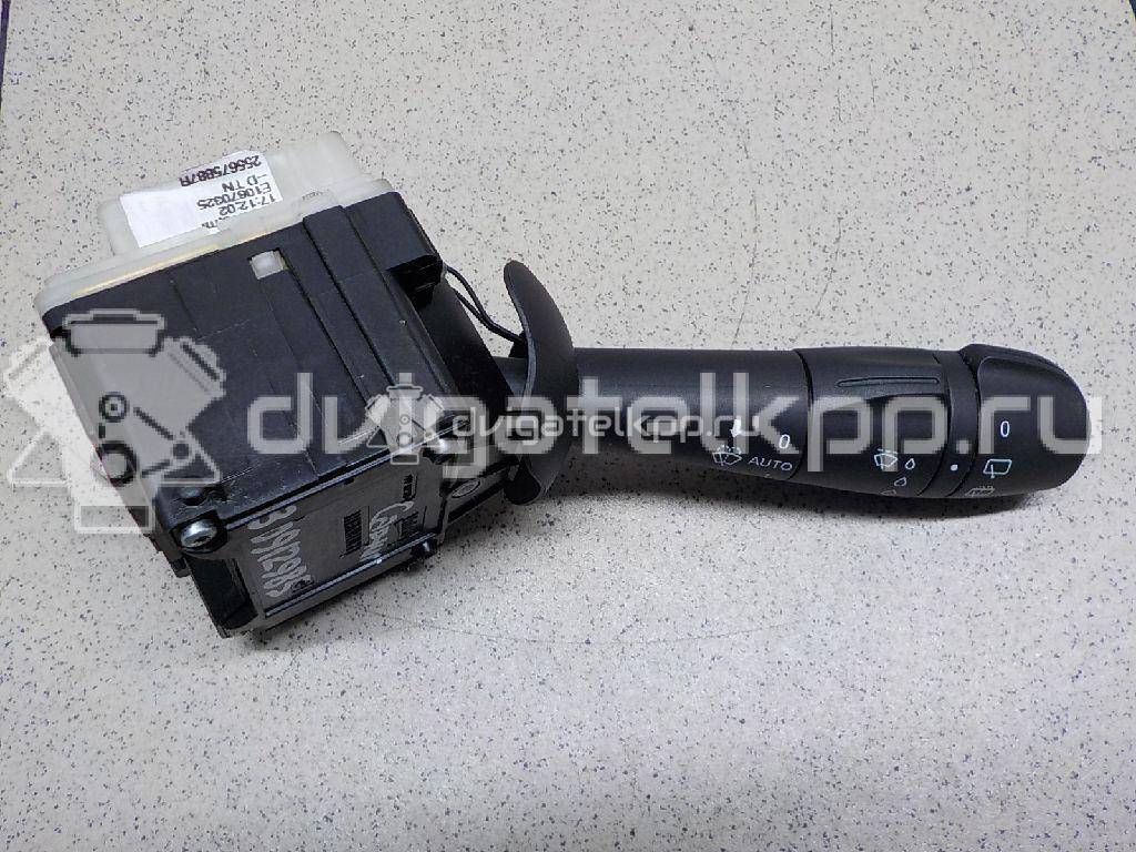 Фото Переключатель стеклоочистителей  8201168016 для Renault Trafic / Captur J5 / Clio {forloop.counter}}