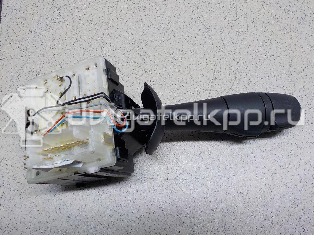 Фото Переключатель стеклоочистителей  8201168016 для Renault Trafic / Captur J5 / Clio {forloop.counter}}