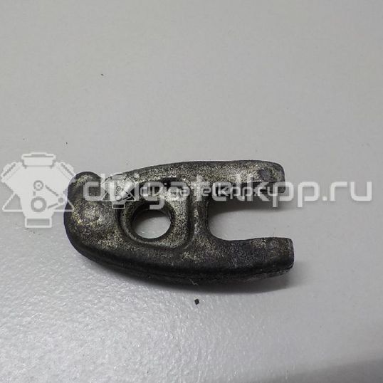 Фото Кронштейн форсунки  8200433867 для renault Clio IV