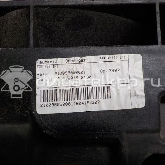Фото Панель передняя  625003860R для Renault Captur J5 / Clio