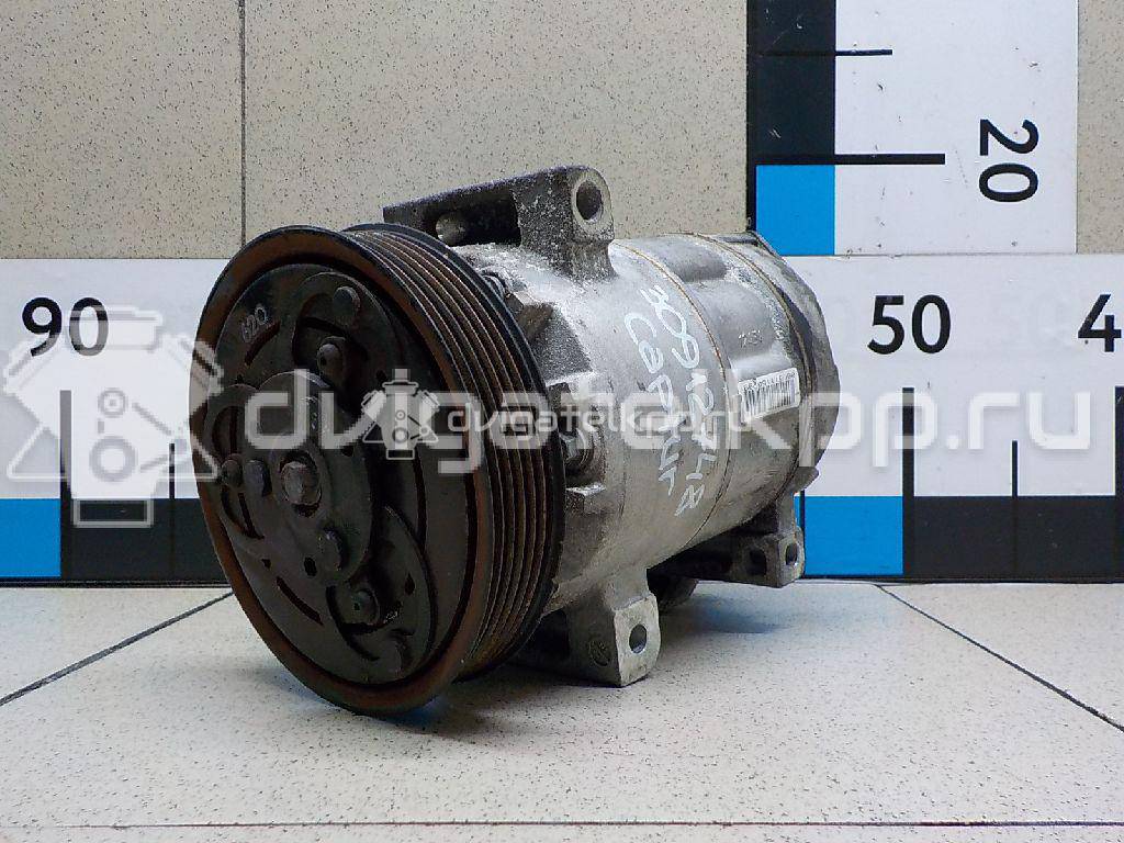 Фото Компрессор системы кондиционирования  926002352R для Renault Captur J5 / Clio {forloop.counter}}