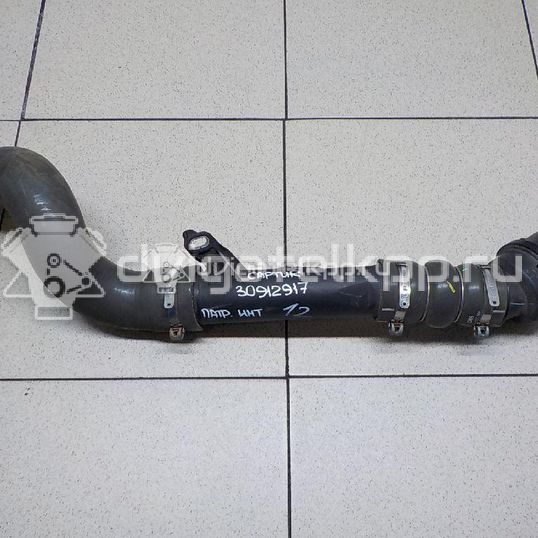 Фото Патрубок интеркулера  144601524R для Renault Captur J5 / Clio