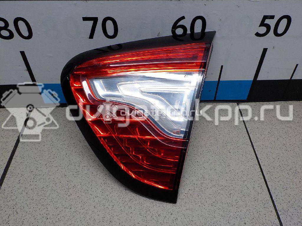 Фото Фонарь задний внутренний правый  265501712R для Renault Captur J5 {forloop.counter}}