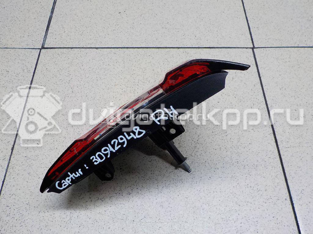 Фото Фонарь задний внутренний правый  265501712R для Renault Captur J5 {forloop.counter}}