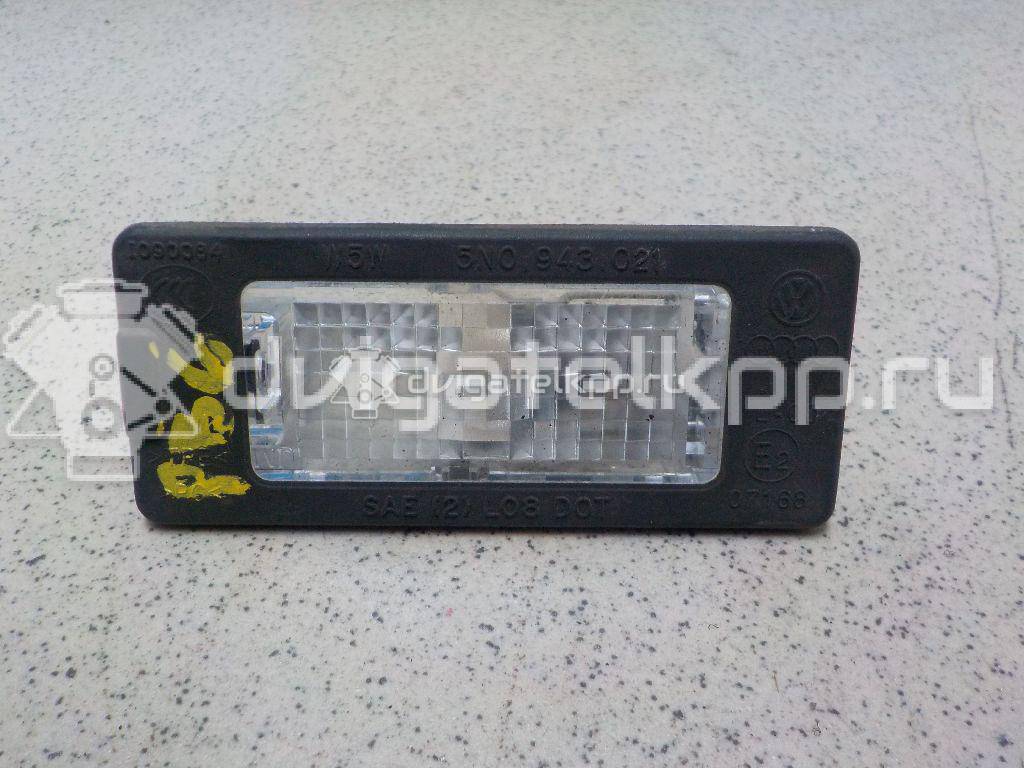 Фото Фонарь подсветки номера  5N0943021A для Seat Ibiza / Alhambra {forloop.counter}}