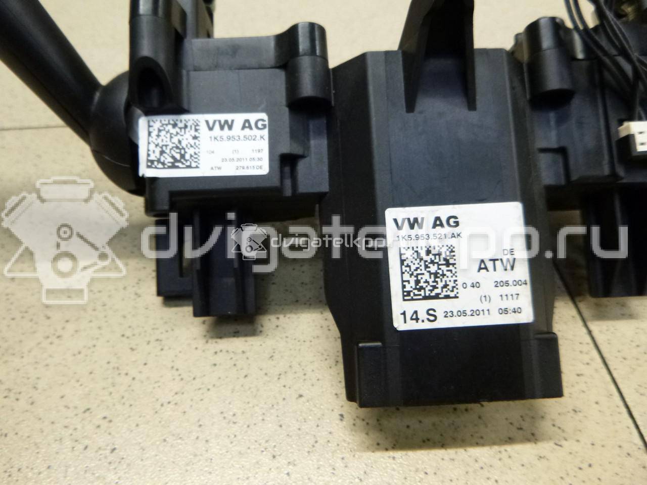 Фото Переключатель подрулевой в сборе  5K0953502M9B9 для seat Altea {forloop.counter}}