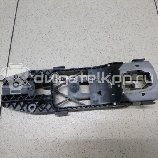 Фото Кронштейн ручки  5N0837885H для seat Leon (5F)