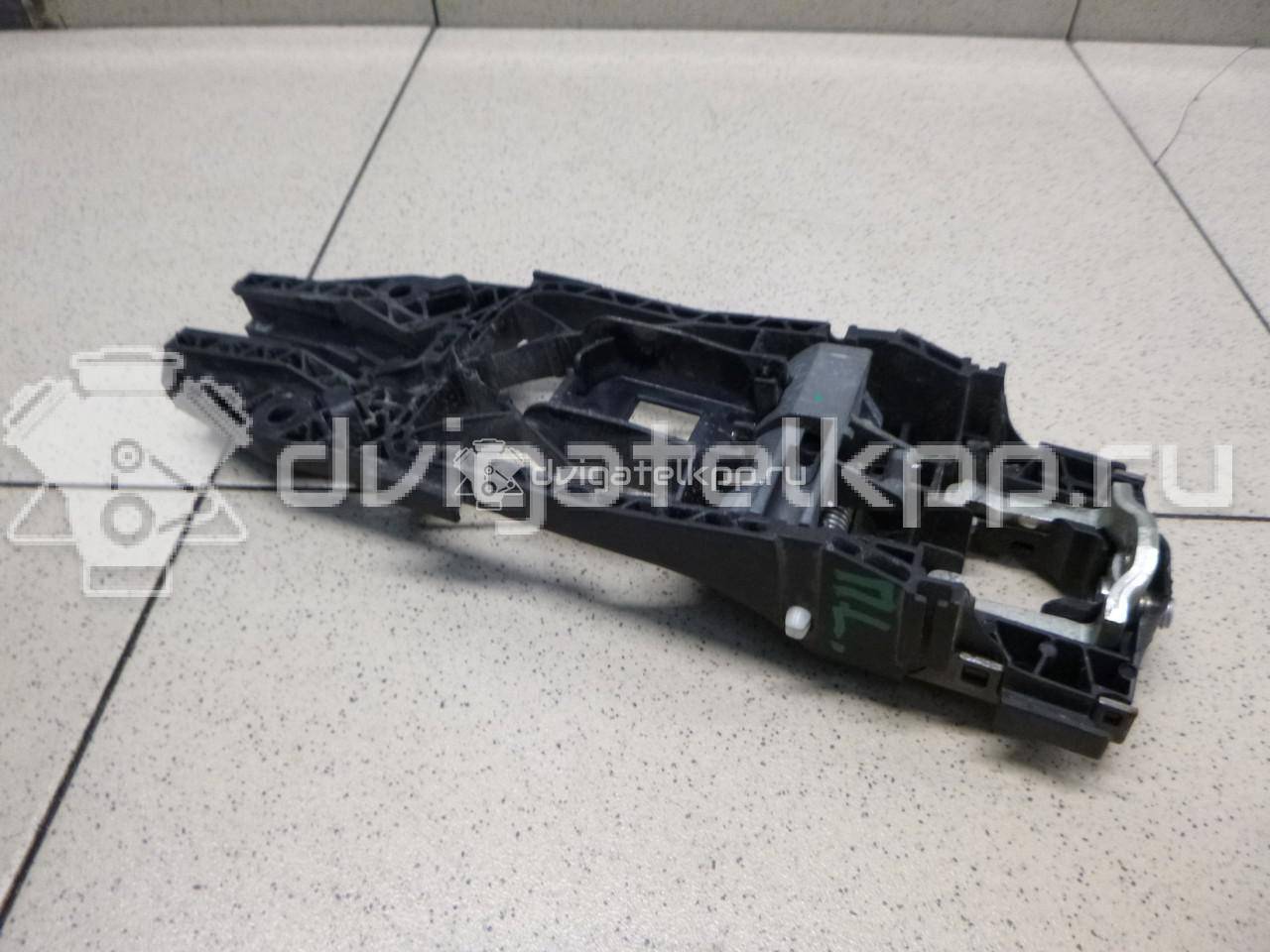 Фото Кронштейн ручки  5N0837885H для seat Leon (5F) {forloop.counter}}