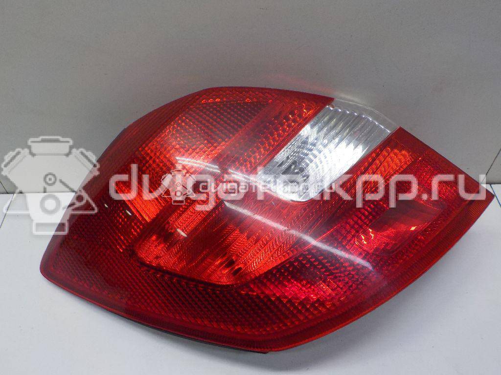 Фото Фонарь задний левый  5J6945111 для Skoda Fabia {forloop.counter}}