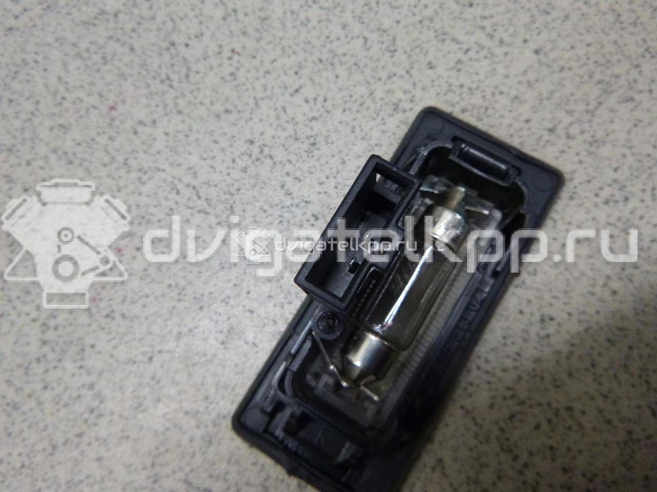 Фото Фонарь подсветки номера  8T0943021 для Skoda Fabia / Superb / Yeti 5L {forloop.counter}}