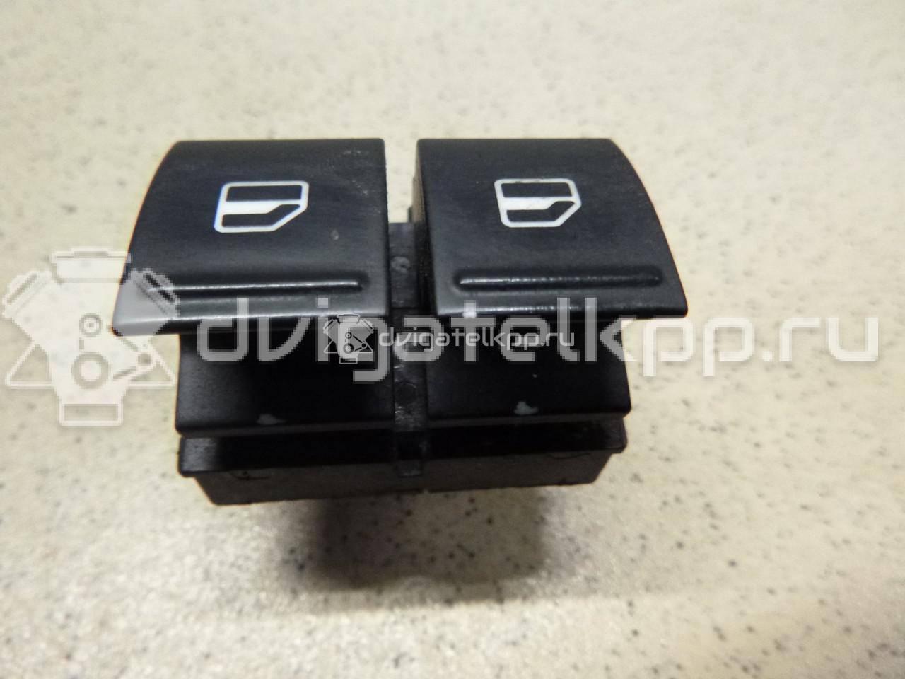 Фото Блок управления стеклоподъемниками  1Z0959858REH для Skoda Roomster 5J / Octaviaii 1Z3 / Yeti 5L / Fabia / Octavia {forloop.counter}}