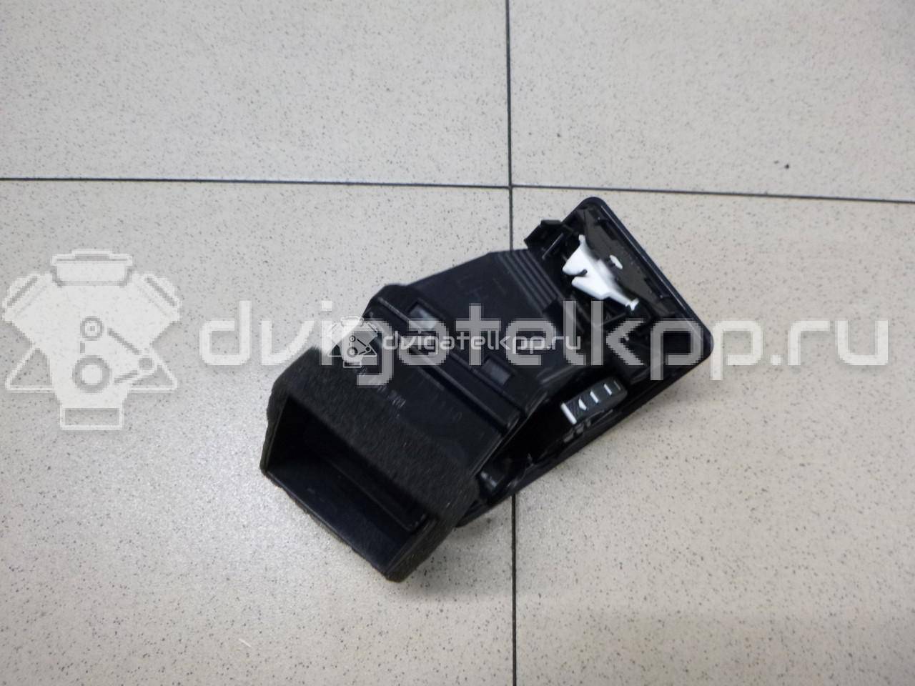 Фото Дефлектор воздушный  1Z0819701A9B9 для skoda Octavia (A5 1Z-) {forloop.counter}}