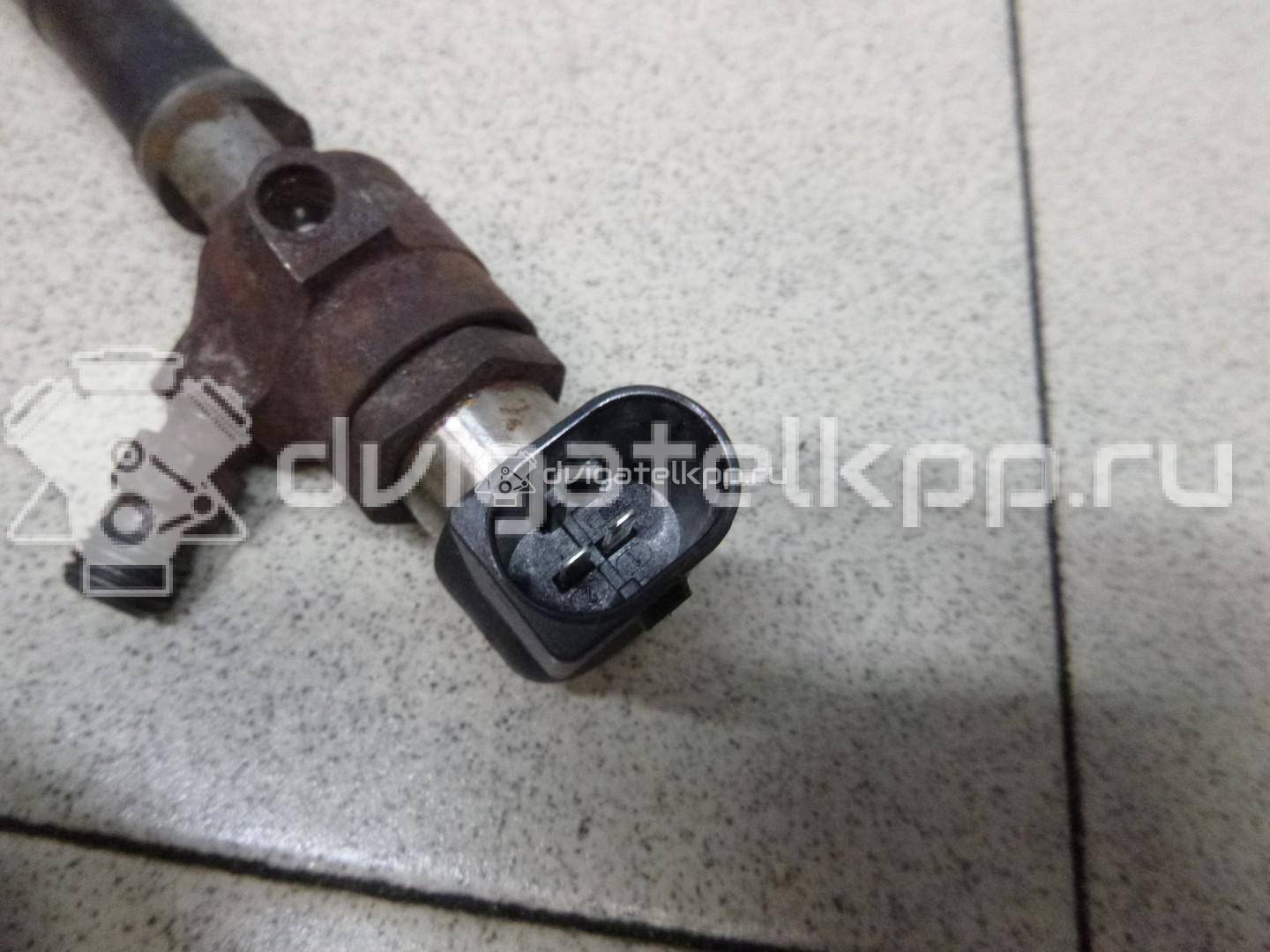 Фото Форсунка дизельная электрическая  03L130277S для Skoda Roomster 5J / Octaviaii 1Z3 / Yeti 5L / Fabia / Octavia {forloop.counter}}