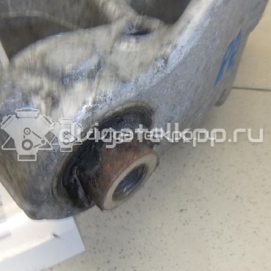 Фото Кулак поворотный задний правый  3c0505434g для audi Q3