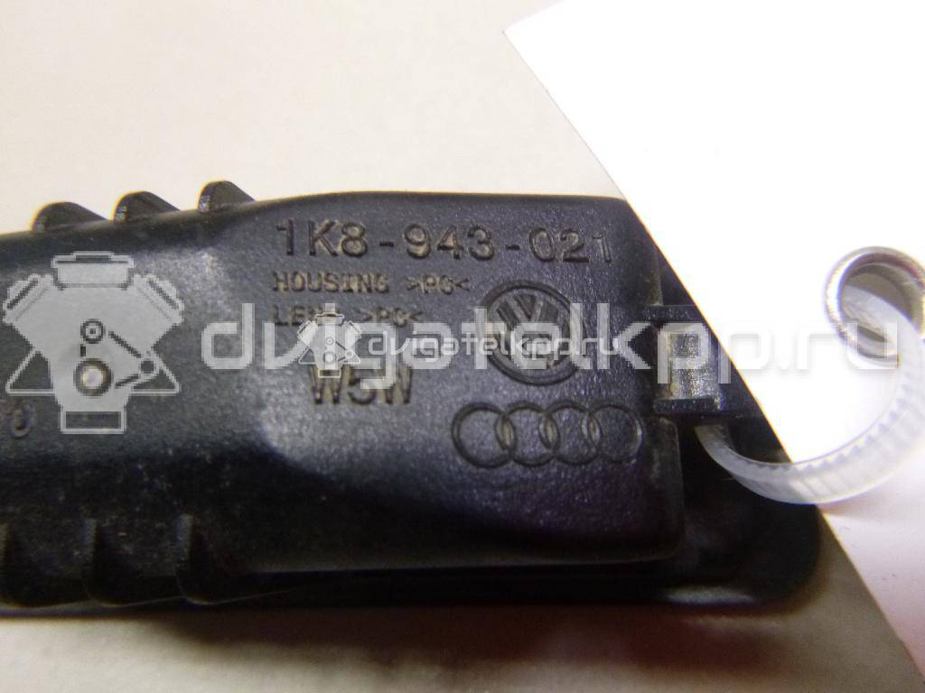 Фото Фонарь подсветки номера  1K8943021 для Volkswagen Scirocco / Polo / Touran / Amarok S1B / New Beetle {forloop.counter}}