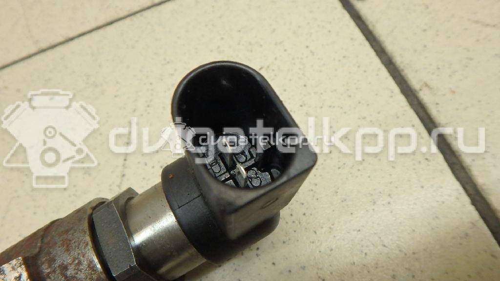 Фото Форсунка дизельная электрическая  03L130277S для Volkswagen Touran / Golf / Passat / Polo / Beetle {forloop.counter}}