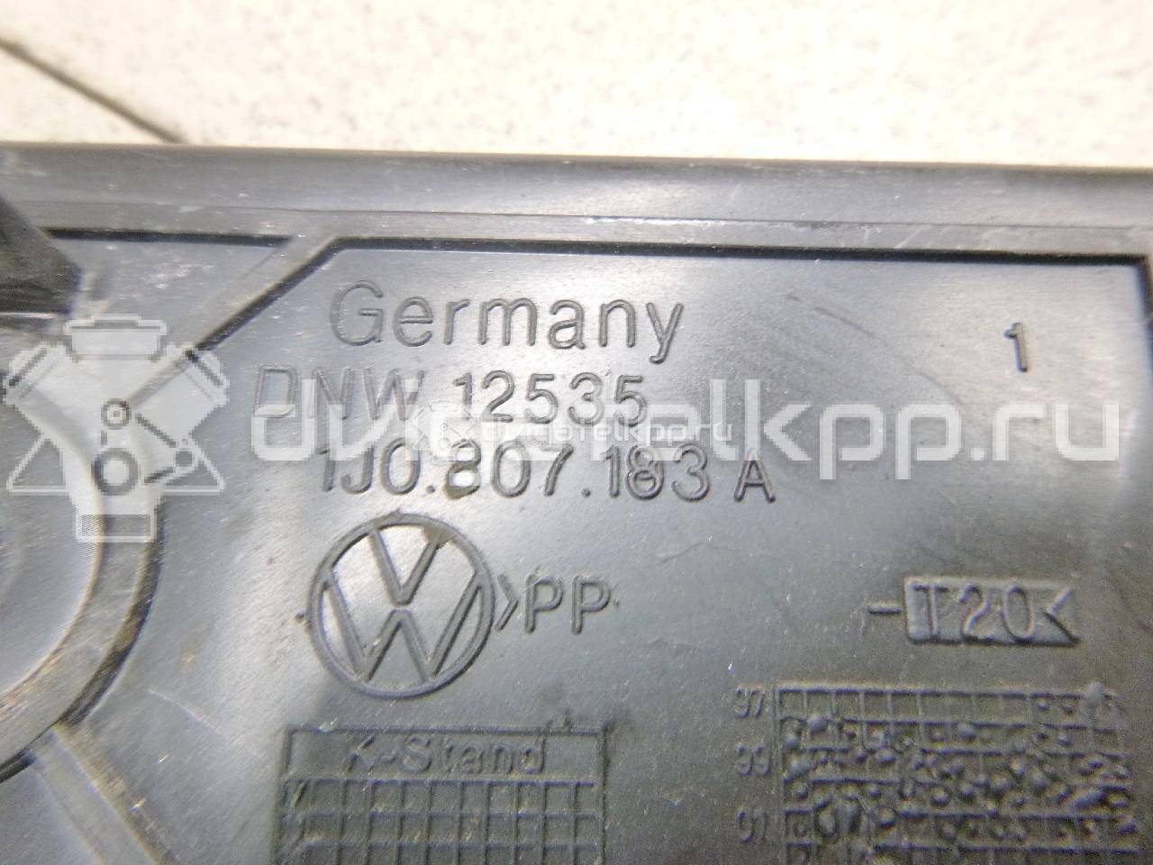 Фото Направляющая переднего бампера левая  1J0807183A для Volkswagen Bora / Golf {forloop.counter}}