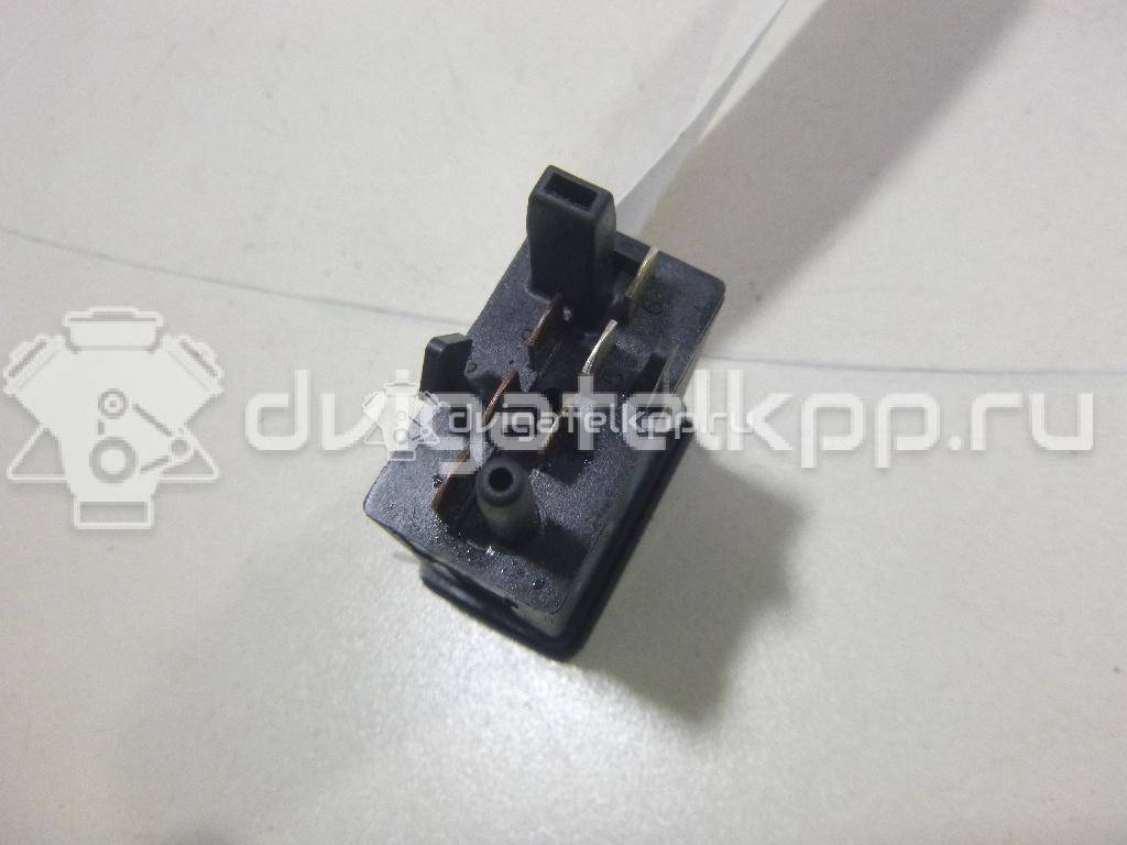 Фото Кнопка обогрева заднего стекла  1J0959621C для Volkswagen Bora / Golf {forloop.counter}}