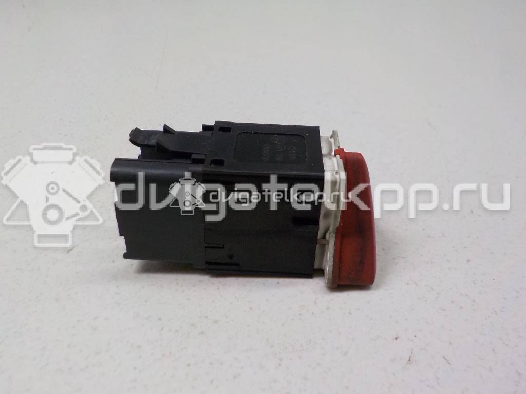 Фото Кнопка аварийной сигнализации  1K0953509A для Volkswagen Jetta / Golf {forloop.counter}}