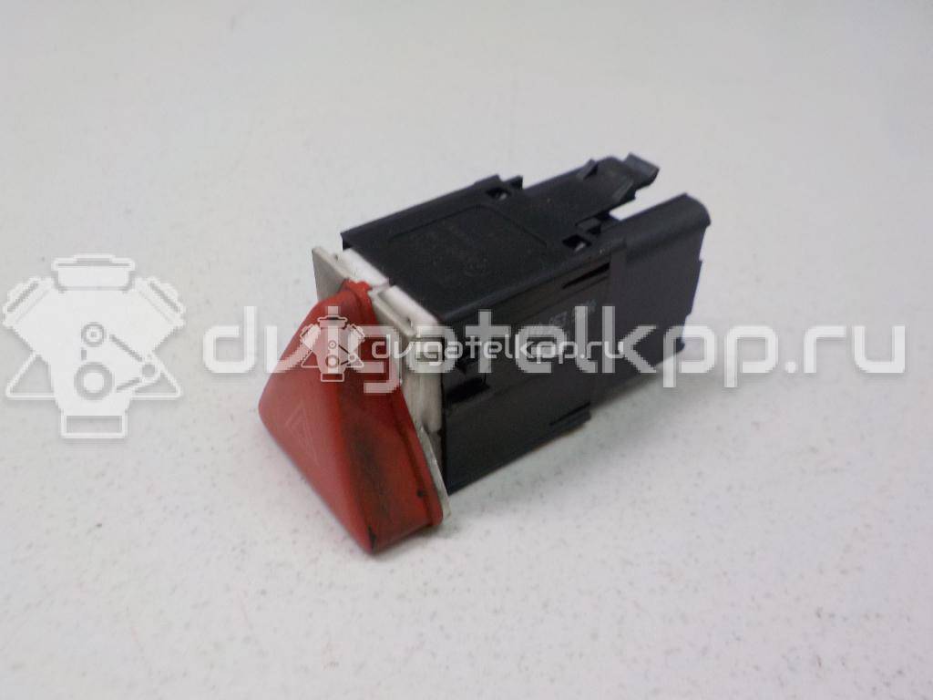 Фото Кнопка аварийной сигнализации  1K0953509A для Volkswagen Jetta / Golf {forloop.counter}}