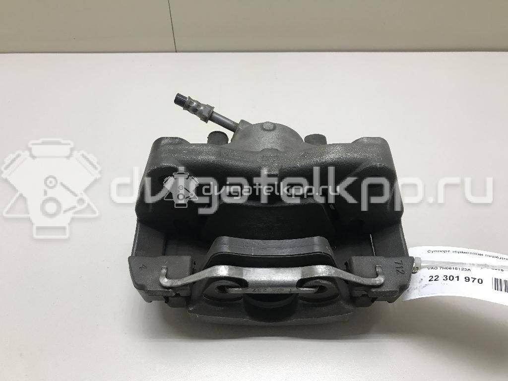 Фото Суппорт тормозной передний левый  7H0615123A для Volkswagen Transporter / Multivan / Touareg {forloop.counter}}