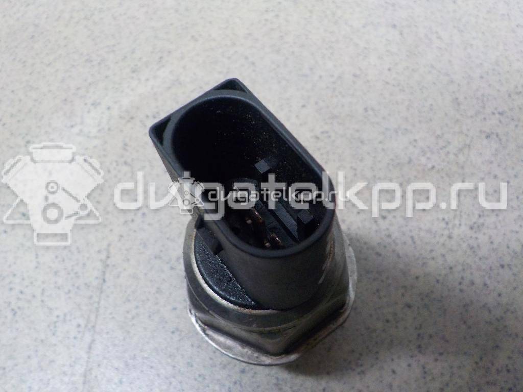 Фото Датчик давления топлива  059130758E для Volkswagen Touareg {forloop.counter}}