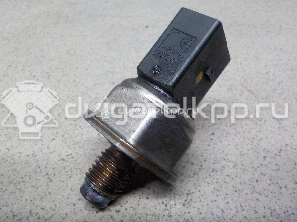 Фото Датчик давления топлива  059130758E для Volkswagen Touareg {forloop.counter}}