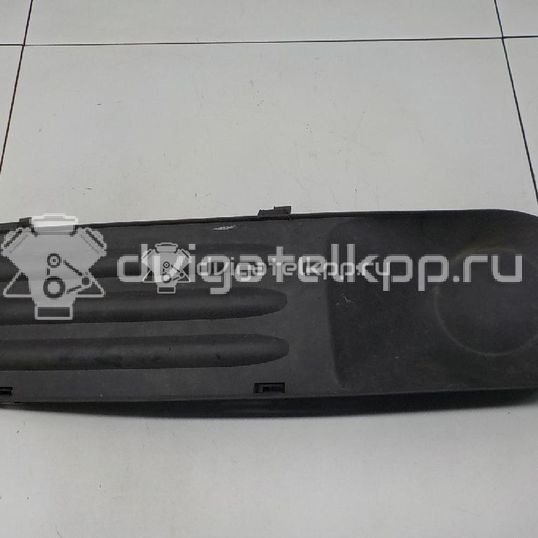 Фото Решетка в бампер правая  7H0807490C7G9 для Volkswagen Transporter / Multivan