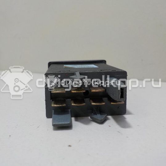 Фото Кнопка аварийной сигнализации  3B0953235D для Volkswagen Passat