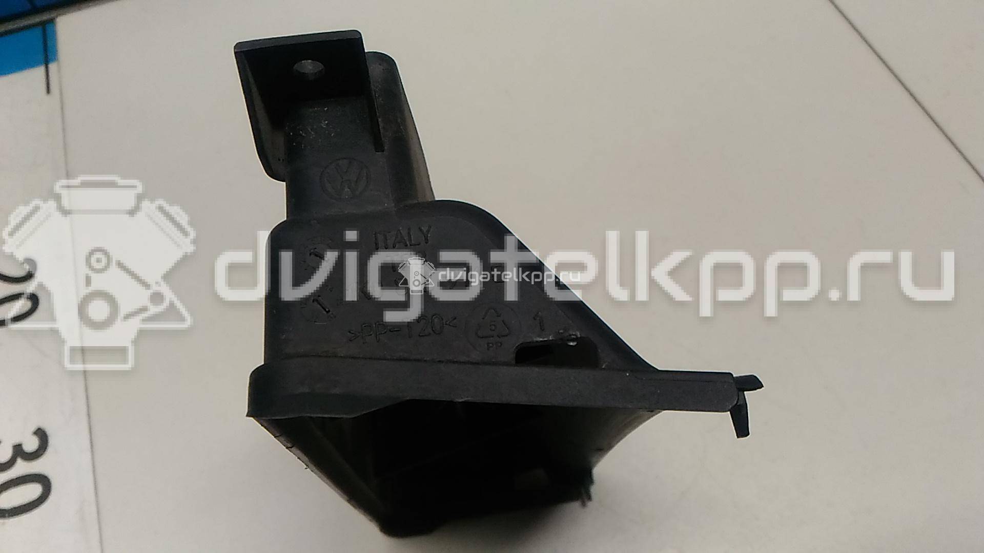 Фото Воздухозаборник (наружный)  1K0805971C9B9 для vw Scirocco {forloop.counter}}